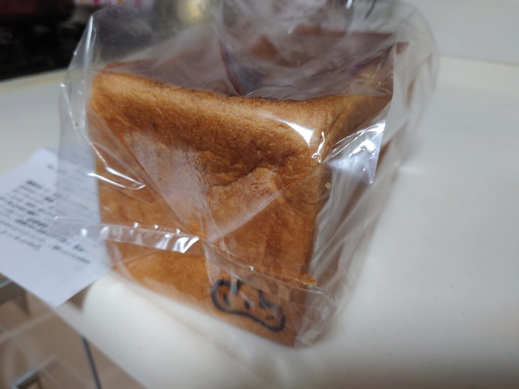 自動販売機のパンの画像(東員町)