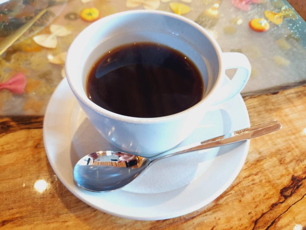 東員町のカフェ、ラシャインのコーヒー画像