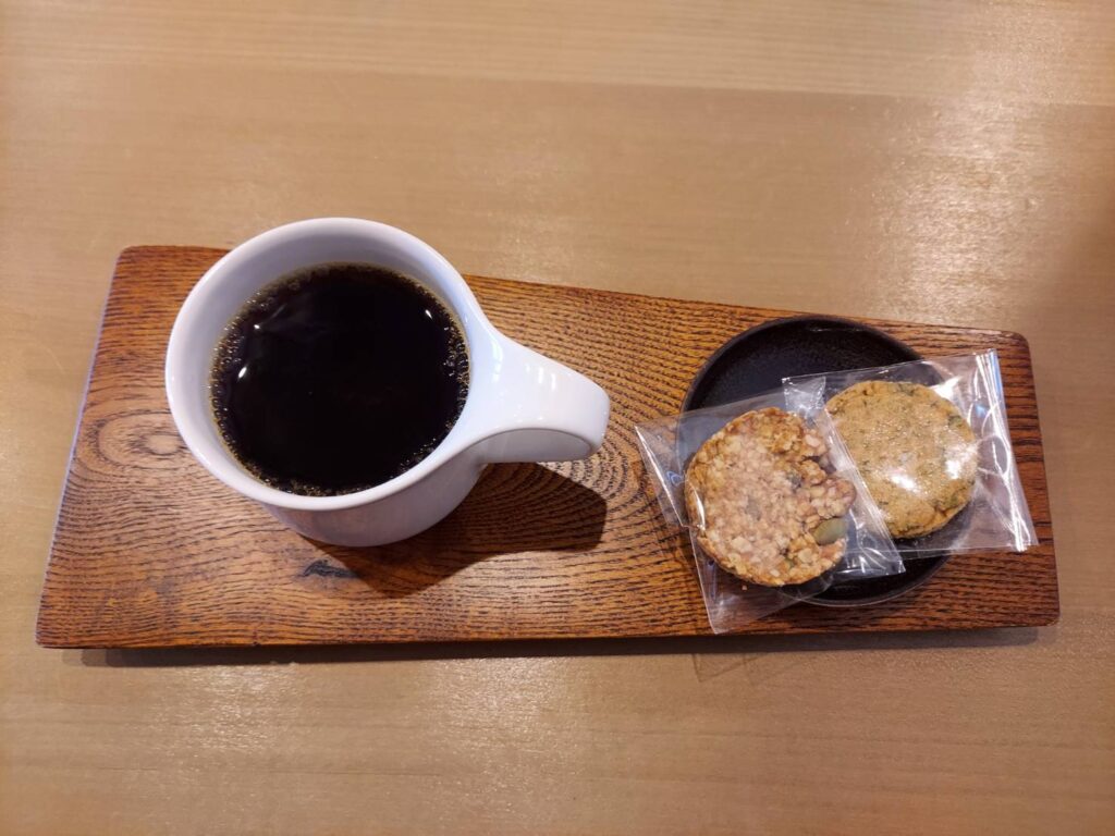 アカイトリ・クッキーズ・アンド・コーヒー(菰野町)コーヒーとクッキーの画像