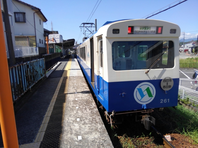 四日市あすなろう鉄道