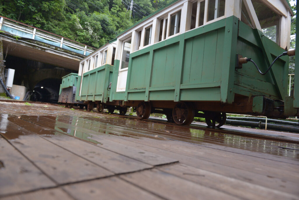 トロッコ電車画像