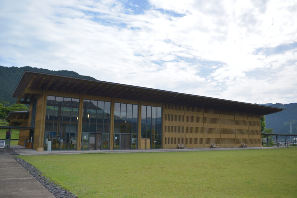 三重県立熊野古道センター画像