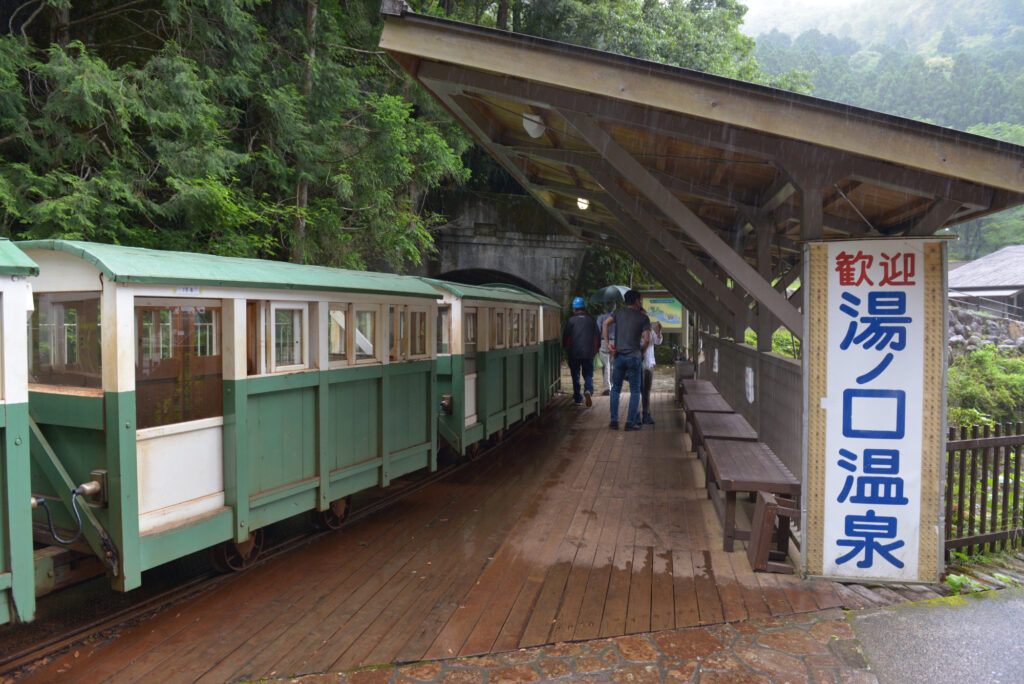 トロッコ電車画像