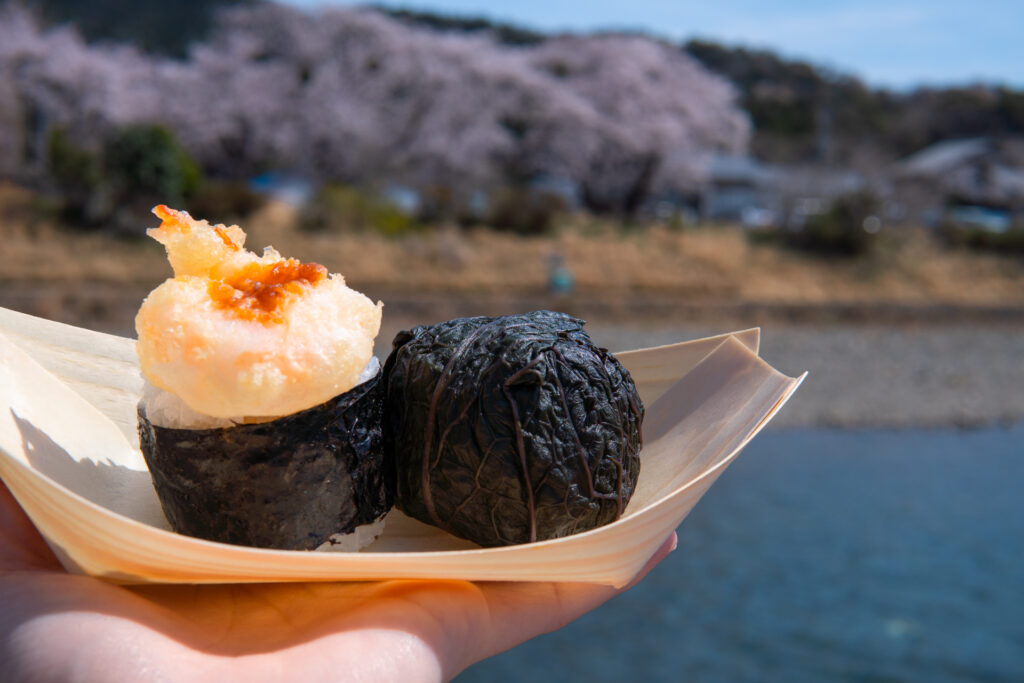 伊勢　おかげ横丁　五十鈴川　桜まつり