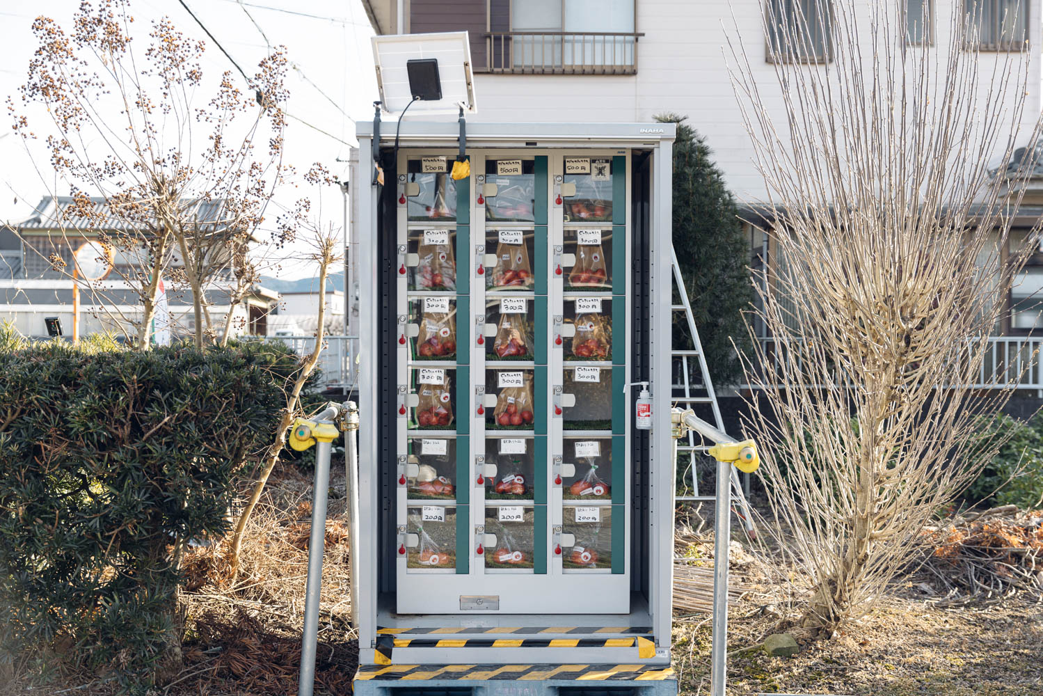 これが「こだわりトマトの自販機」